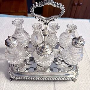 King George III Sterling Silver & Cut Glass Cruet Set, By John & Thomas Settle.
